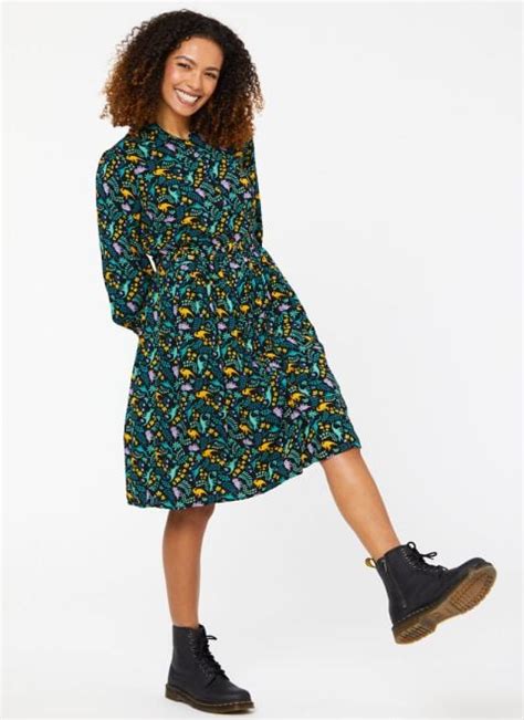 dinosaur print andi dress.